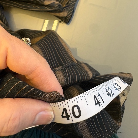 Banana Republic Black Brown Pinstripe VNeck Sleeveless knee length Dress size XS - Picture 8 of 8